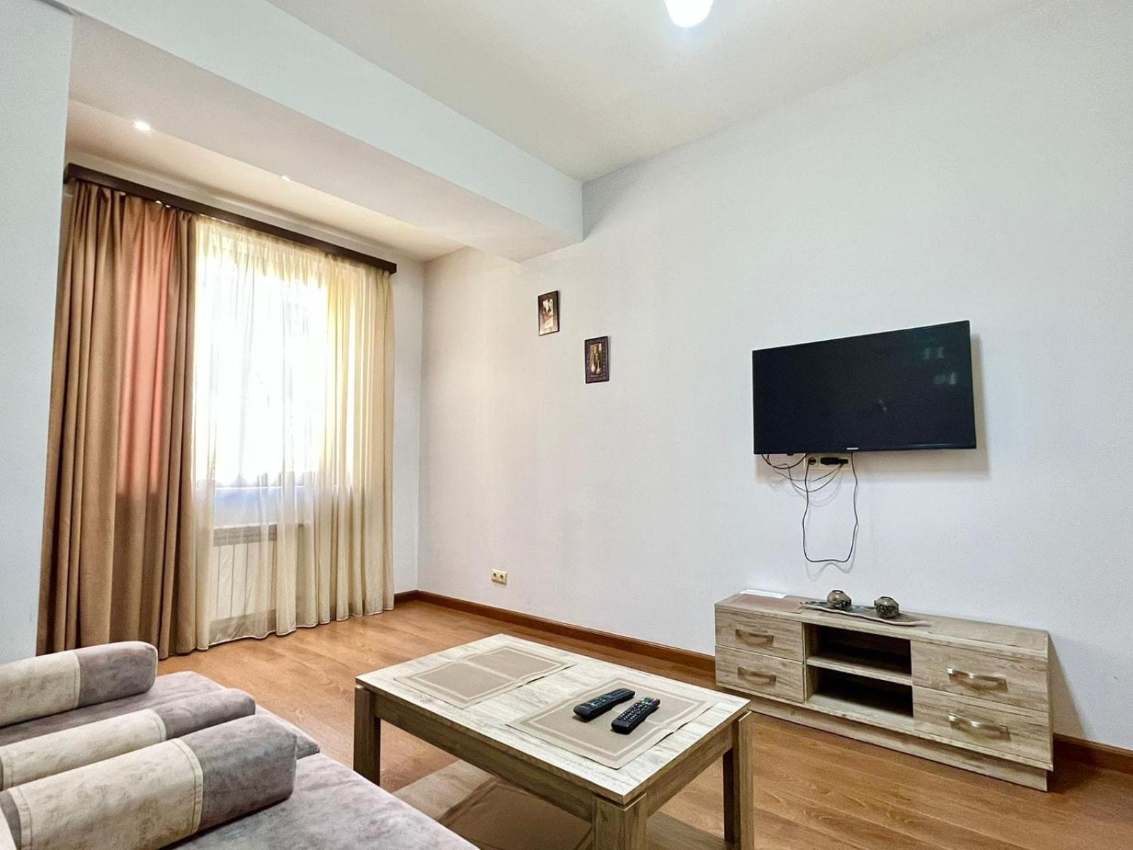 Ns Apartments In Yerevan City Centre Zewnętrze zdjęcie