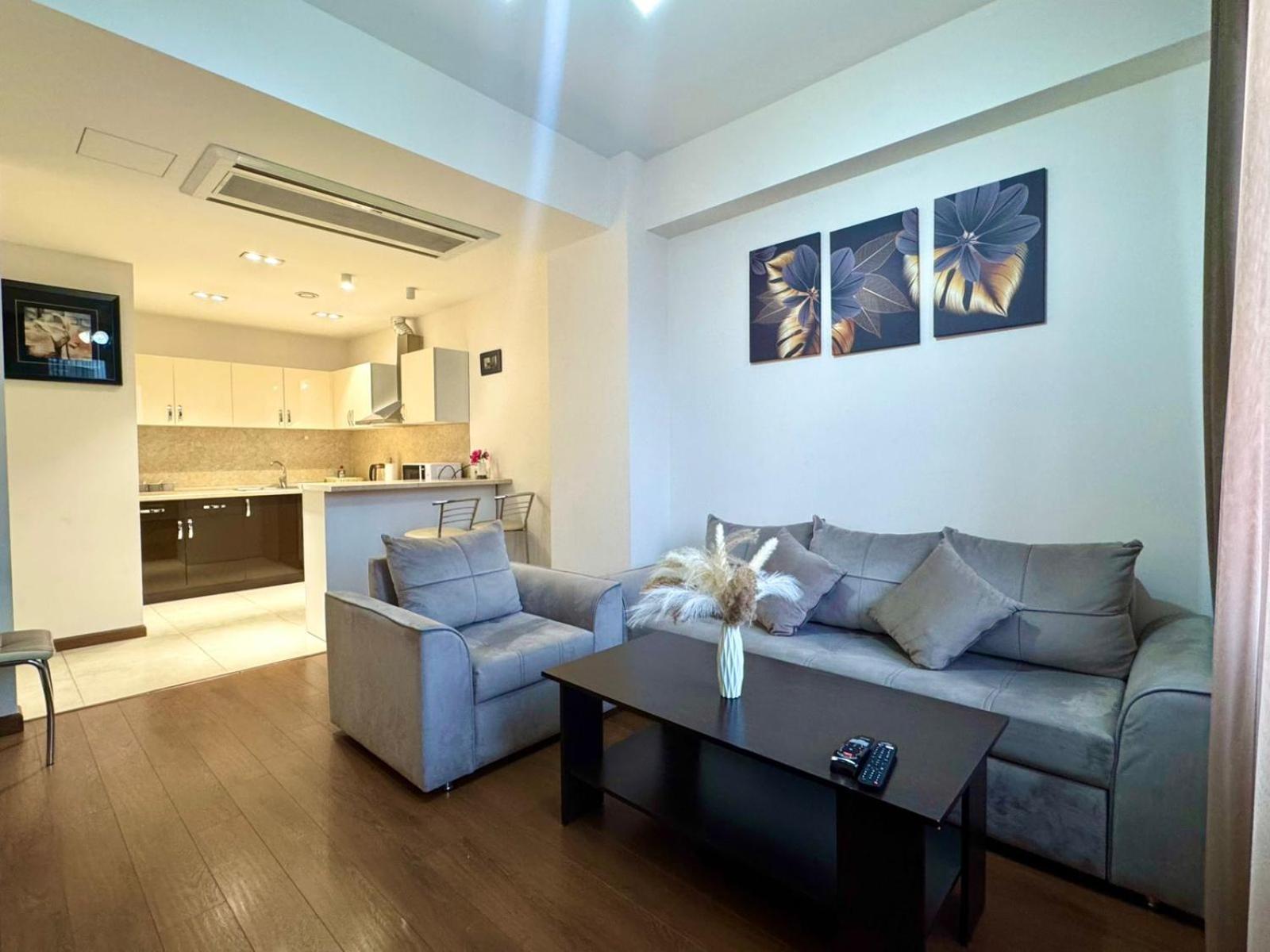 Ns Apartments In Yerevan City Centre Zewnętrze zdjęcie